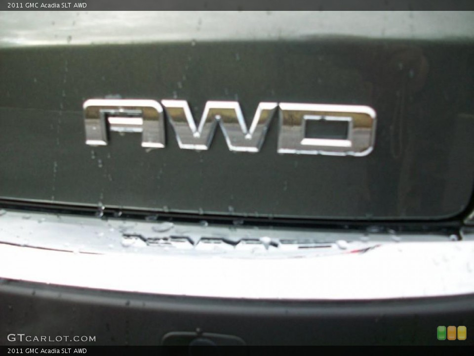 2011 GMC Acadia Custom Badge and Logo Photo #40152085