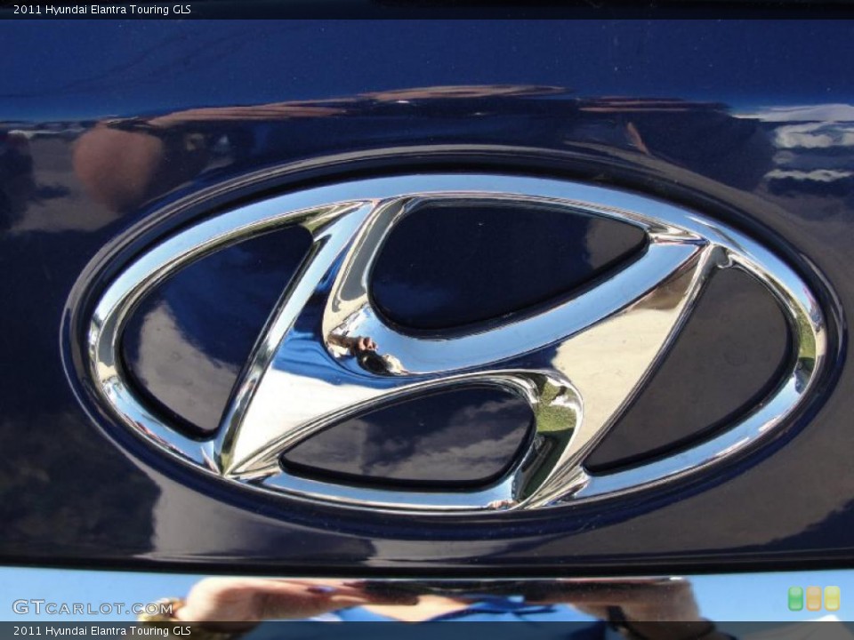 2011 Hyundai Elantra Custom Badge and Logo Photo #40199372