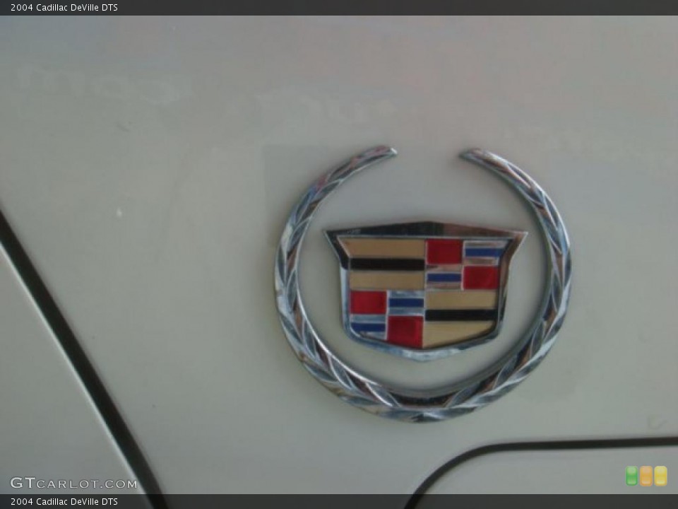 2004 Cadillac DeVille Custom Badge and Logo Photo #40213021