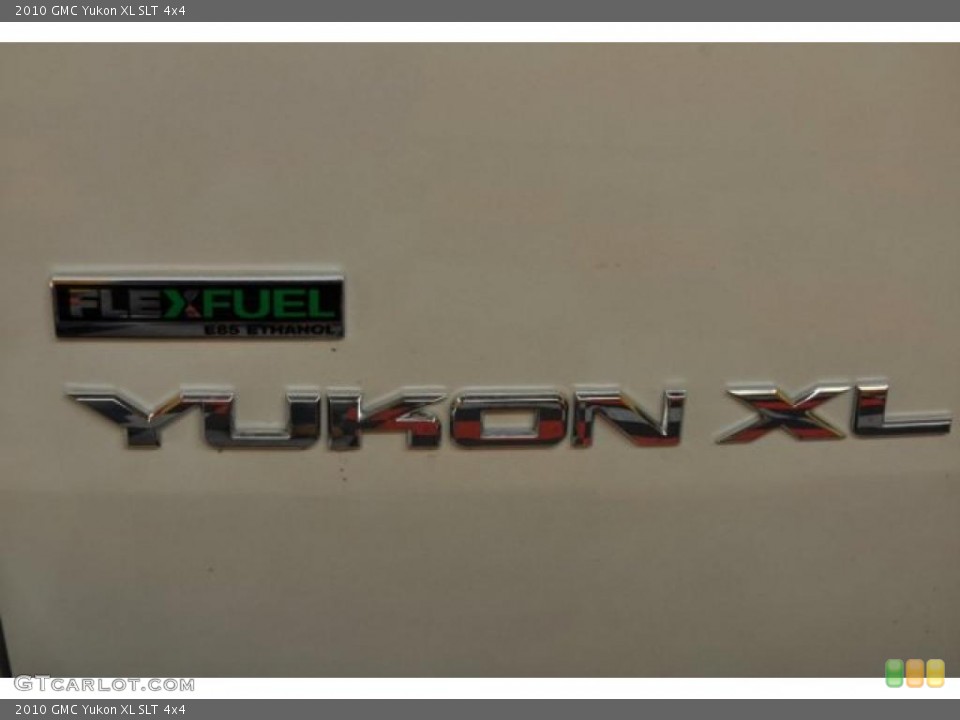 2010 GMC Yukon Custom Badge and Logo Photo #40329221
