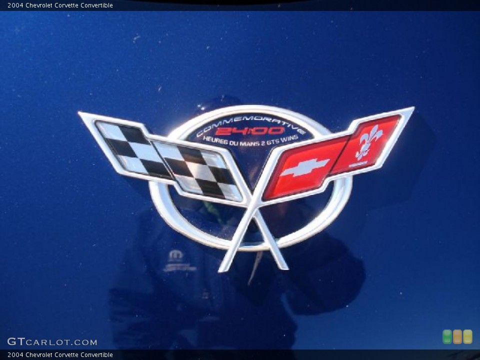 2004 Chevrolet Corvette Badges and Logos