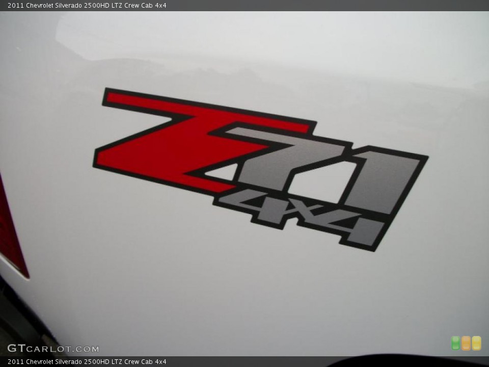 2011 Chevrolet Silverado 2500HD Custom Badge and Logo Photo #40389221