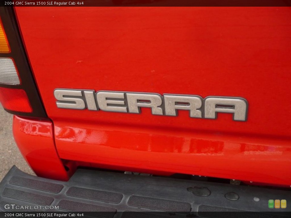 2004 GMC Sierra 1500 Custom Badge and Logo Photo #40504950