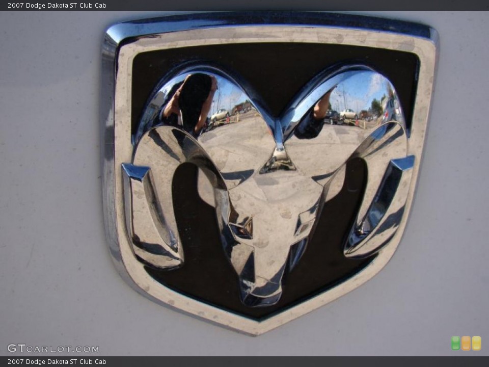 2007 Dodge Dakota Custom Badge and Logo Photo #40552197