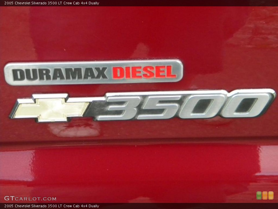 2005 Chevrolet Silverado 3500 Custom Badge and Logo Photo #40593693