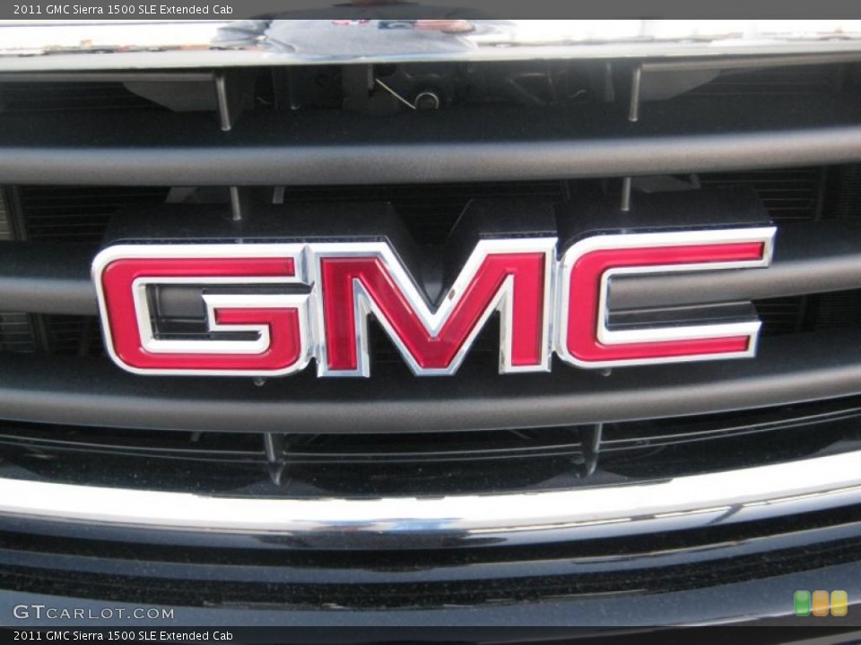 2011 GMC Sierra 1500 Custom Badge and Logo Photo #40777271