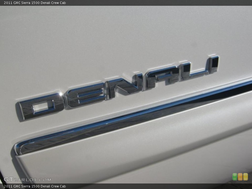 2011 GMC Sierra 1500 Custom Badge and Logo Photo #40850513