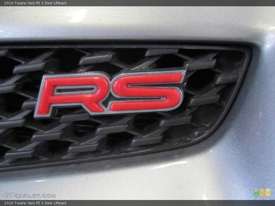 2010 Toyota Yaris Badges and Logos