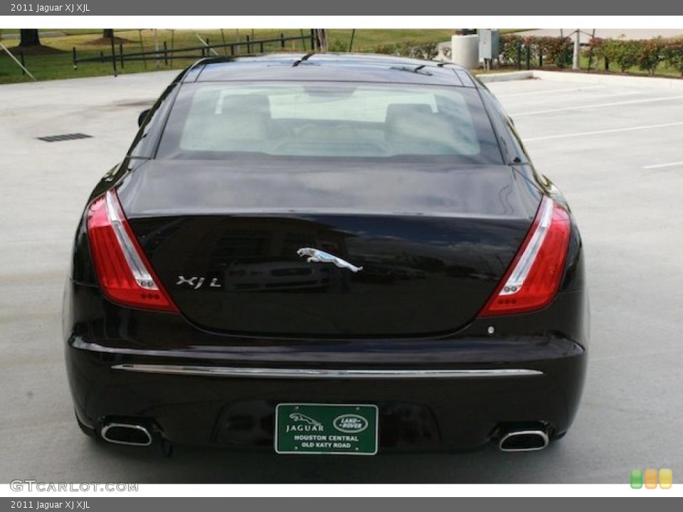 2011 Jaguar XJ Custom Badge and Logo Photo #40905125