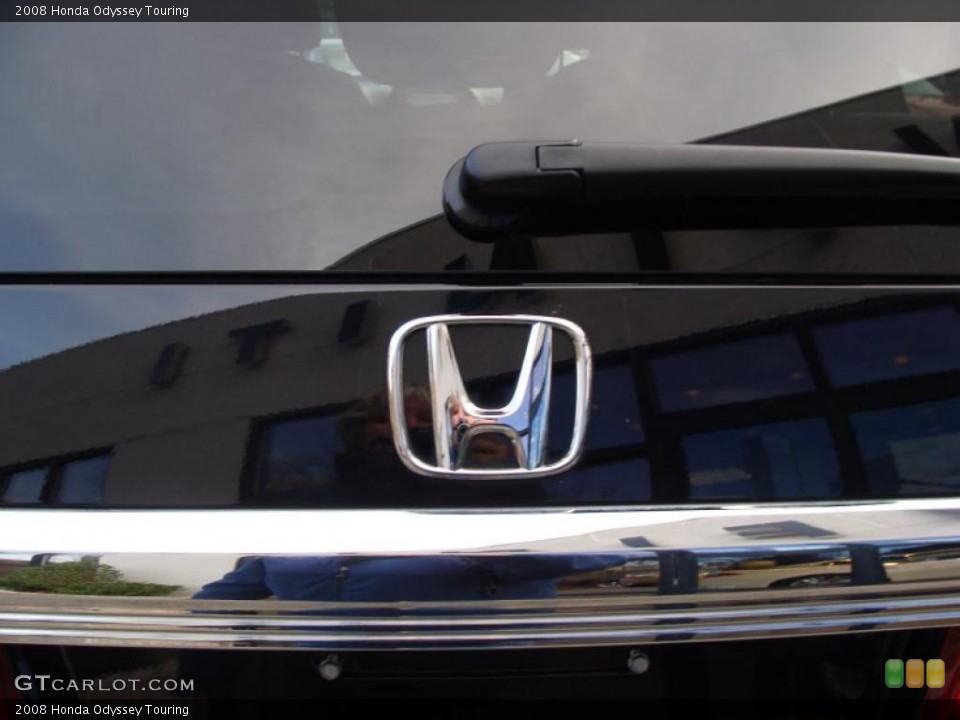 2008 Honda Odyssey Custom Badge and Logo Photo #41008366
