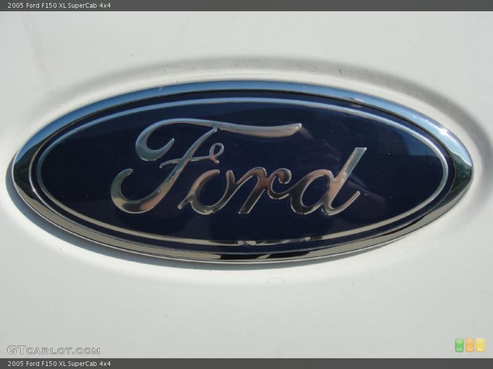 2005 Ford F150 Custom Badge and Logo Photo #41172362
