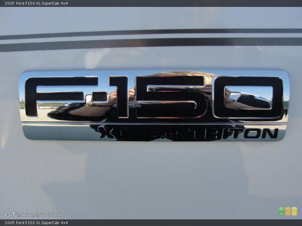 2005 Ford F150 Custom Badge and Logo Photo #41172414