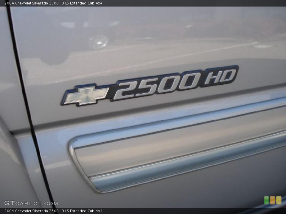 2004 Chevrolet Silverado 2500HD Custom Badge and Logo Photo #41213311