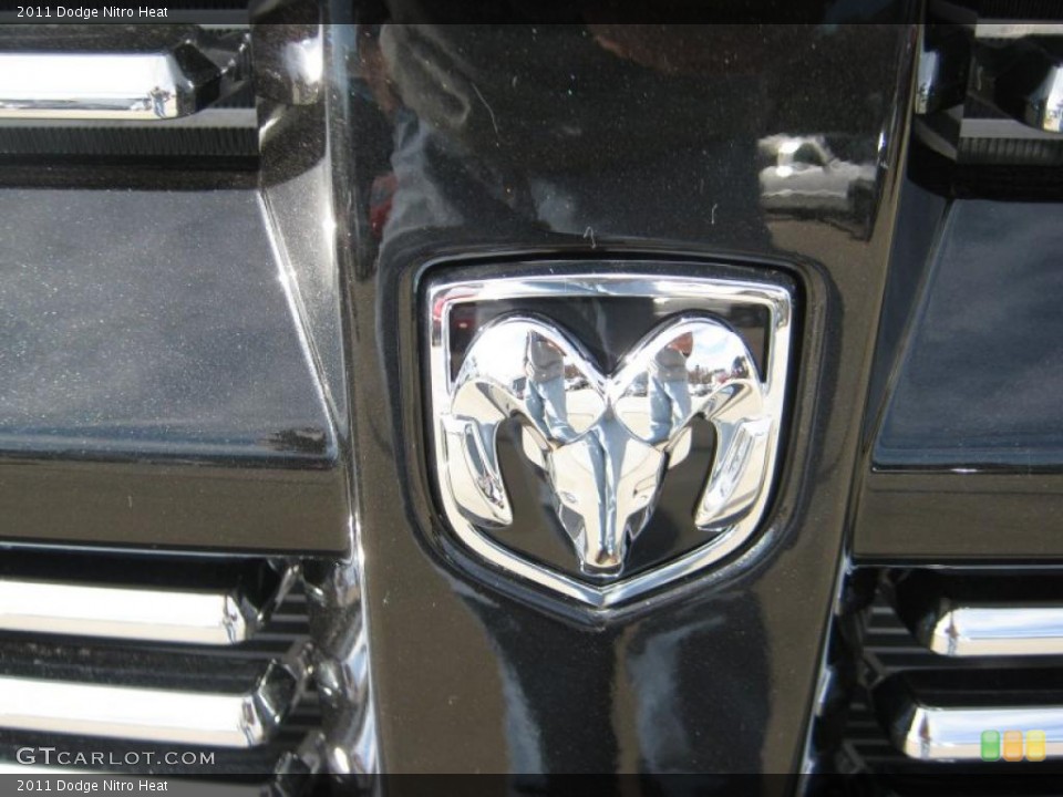 2011 Dodge Nitro Custom Badge and Logo Photo #41746571