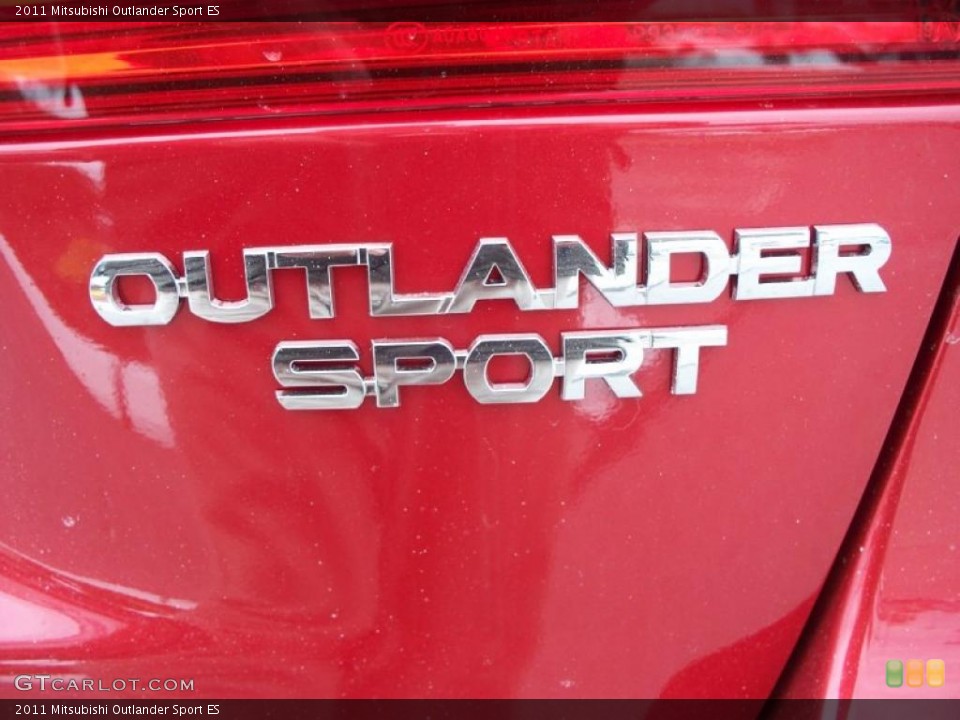 2011 Mitsubishi Outlander Sport Badges and Logos
