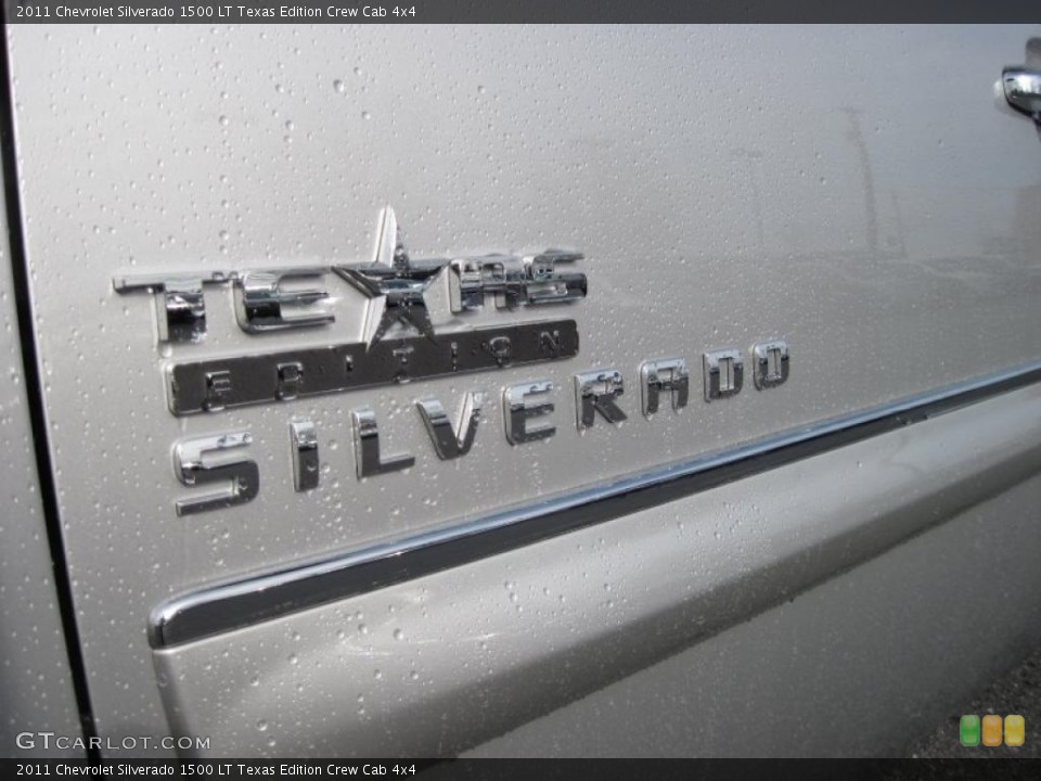 2011 Chevrolet Silverado 1500 Custom Badge and Logo Photo #42433804