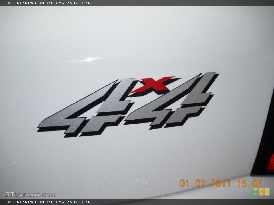 2007 GMC Sierra 3500HD Custom Badge and Logo Photo #42637348