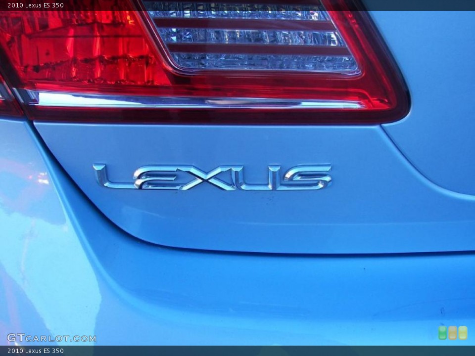 2010 Lexus ES Custom Badge and Logo Photo #43033107