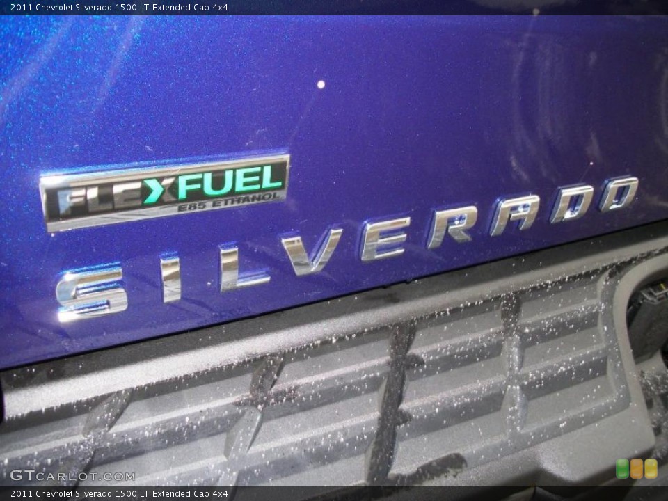 2011 Chevrolet Silverado 1500 Custom Badge and Logo Photo #43084295