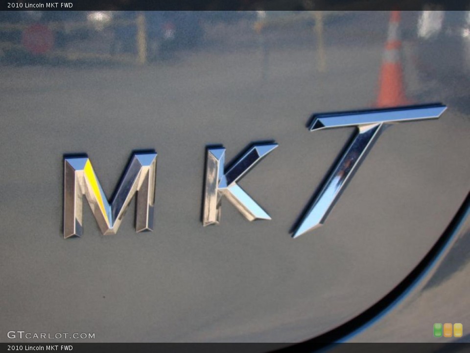 2010 Lincoln MKT Custom Badge and Logo Photo #43157149