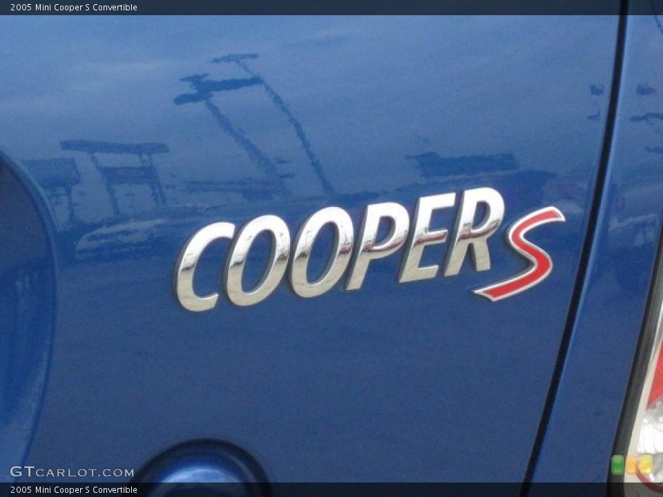 2005 Mini Cooper Custom Badge and Logo Photo #43553697