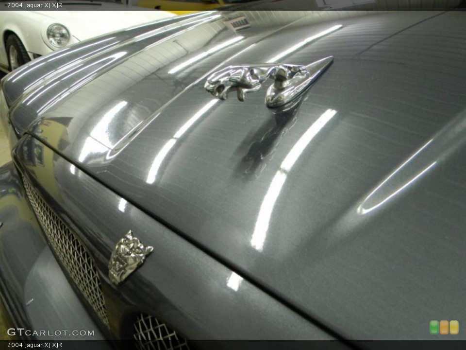 2004 Jaguar XJ Custom Badge and Logo Photo #44060960