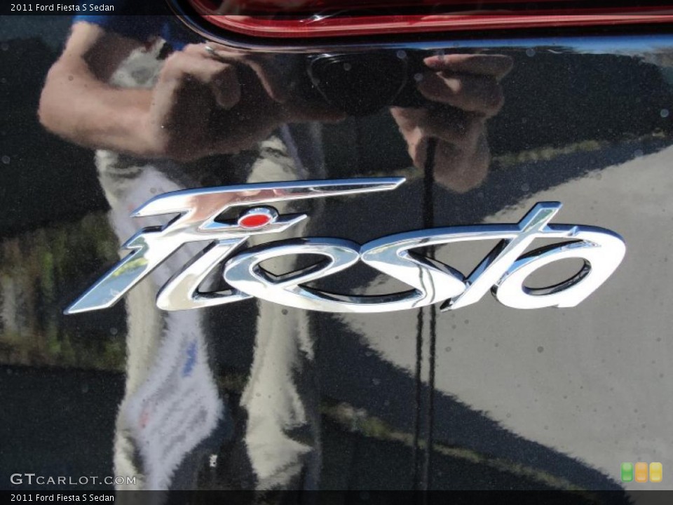 2011 Ford Fiesta Custom Badge and Logo Photo #44106037