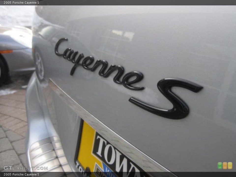 2005 Porsche Cayenne Custom Badge and Logo Photo #44553697
