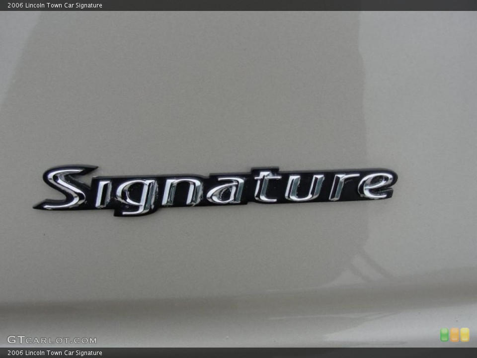 2006 Lincoln Town Car Custom Badge and Logo Photo #44678271