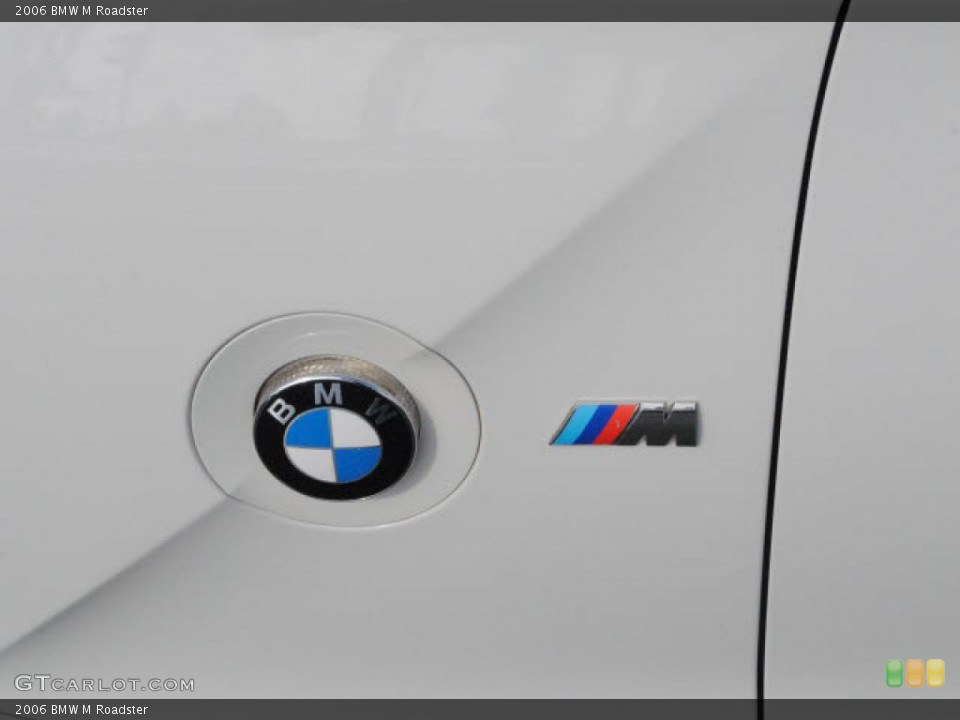 2006 BMW M Custom Badge and Logo Photo #45101761