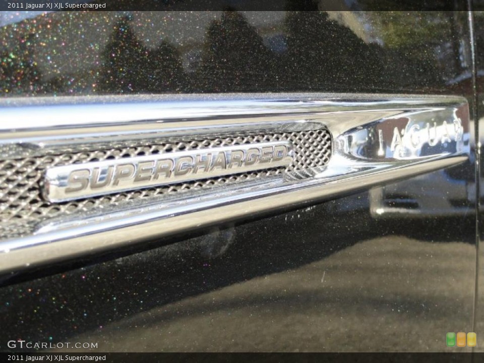 2011 Jaguar XJ Custom Badge and Logo Photo #45206021