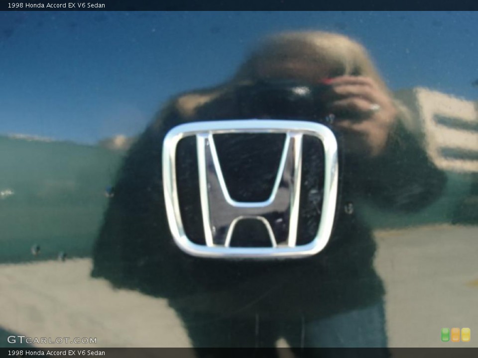 1998 Honda Accord Badges and Logos