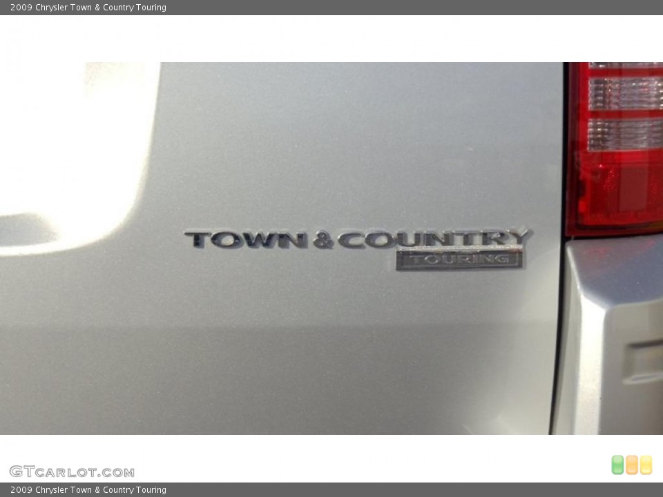 2009 Chrysler Town & Country Custom Badge and Logo Photo #45326239