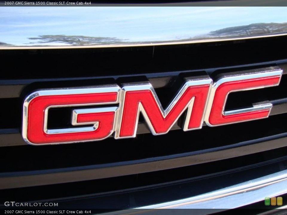 2007 GMC Sierra 1500 Custom Badge and Logo Photo #45384339