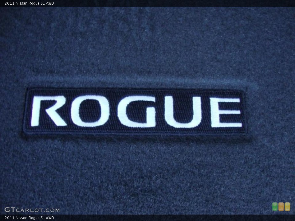 2011 Nissan Rogue Custom Badge and Logo Photo #45389214
