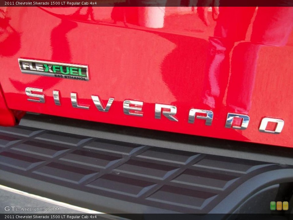 2011 Chevrolet Silverado 1500 Custom Badge and Logo Photo #45552461