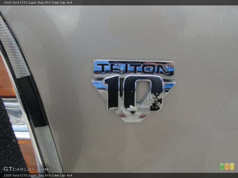 2005 Ford F250 Super Duty Custom Badge and Logo Photo #45652121