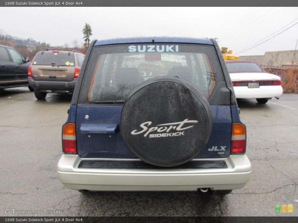 1998 Suzuki Sidekick Badges and Logos
