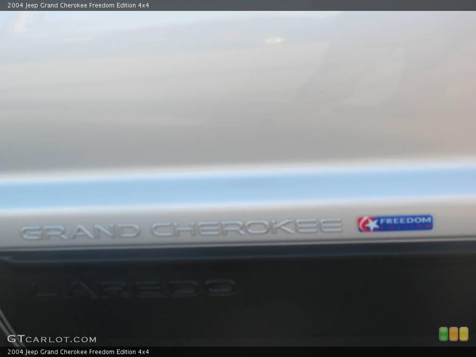 2004 Jeep Grand Cherokee Custom Badge and Logo Photo #4592645