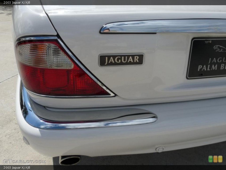 2003 Jaguar XJ Badges and Logos