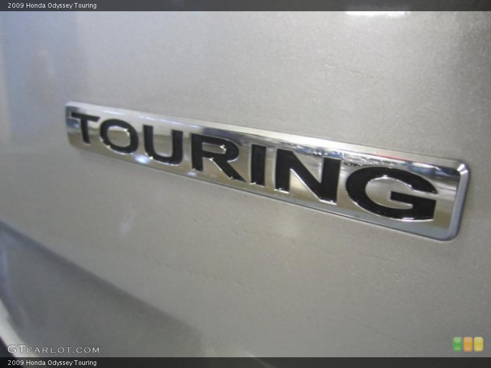 2009 Honda Odyssey Custom Badge and Logo Photo #46135081