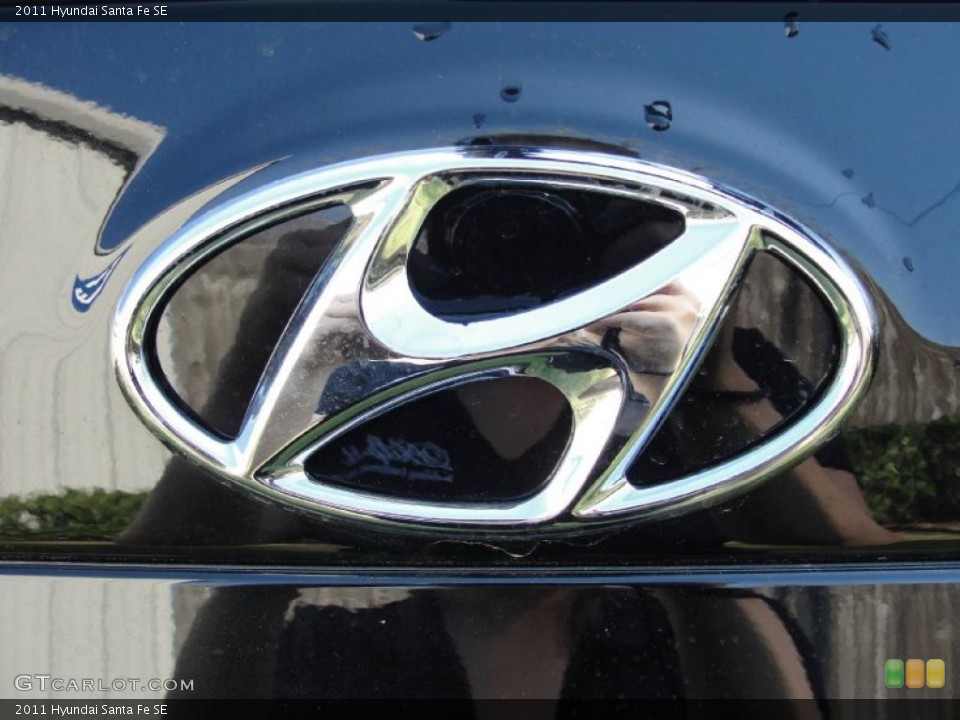 2011 Hyundai Santa Fe Custom Badge and Logo Photo #46137997