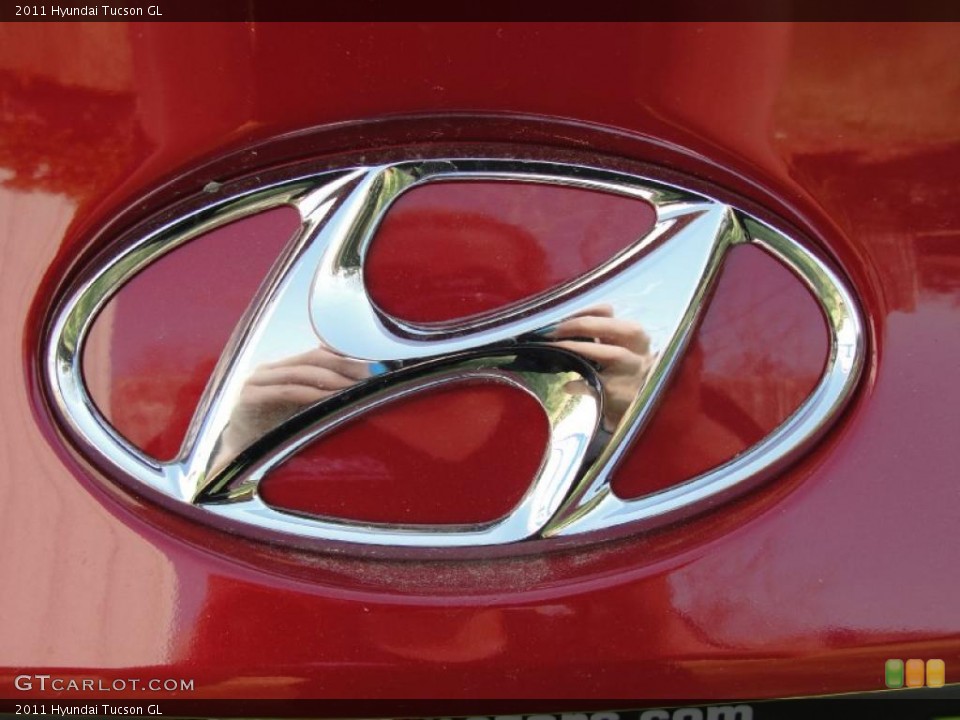 2011 Hyundai Tucson Custom Badge and Logo Photo #46142044
