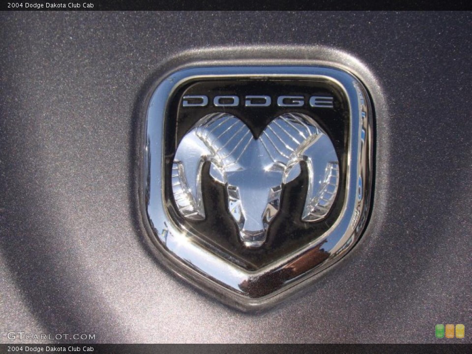 2004 Dodge Dakota Badges and Logos