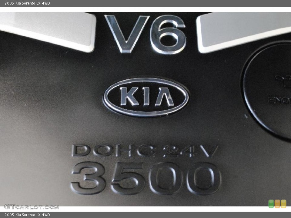 2005 Kia Sorento Badges and Logos