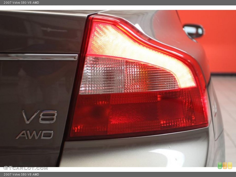 2007 Volvo S80 Badges and Logos