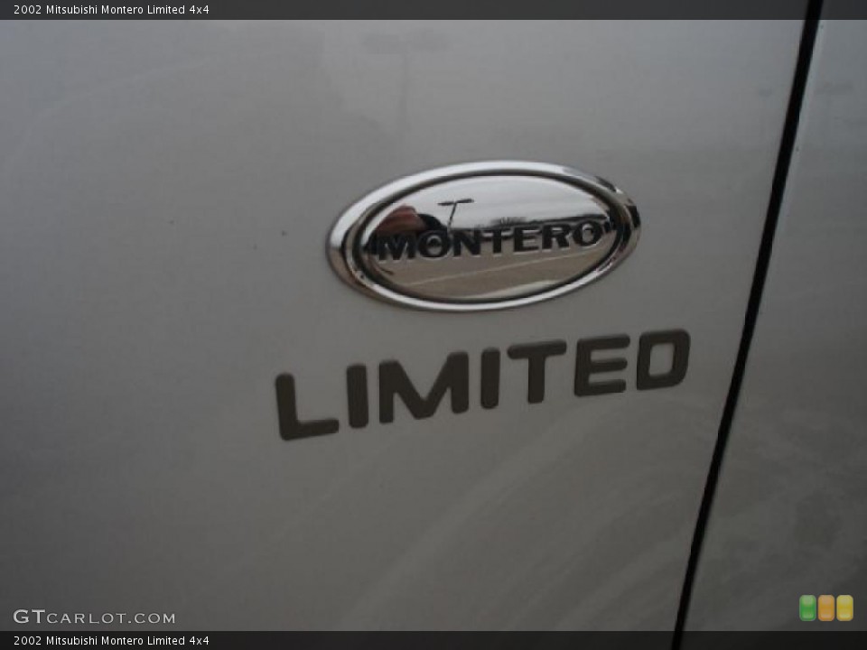 2002 Mitsubishi Montero Custom Badge and Logo Photo #46751023