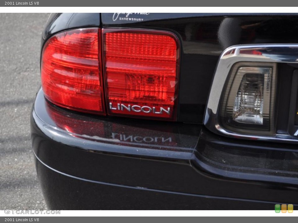 2001 Lincoln LS Custom Badge and Logo Photo #46979760