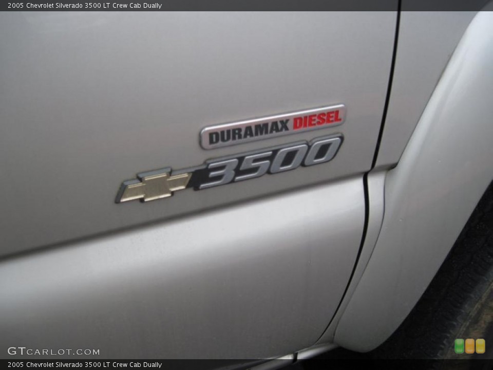 2005 Chevrolet Silverado 3500 Custom Badge and Logo Photo #47255918