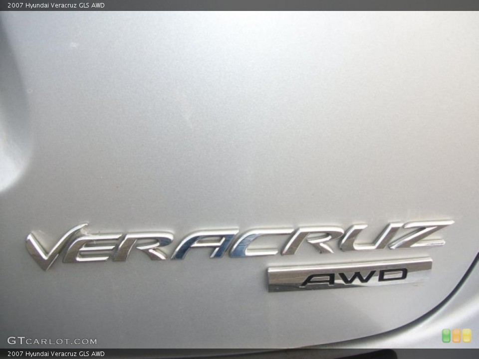 2007 Hyundai Veracruz Badges and Logos